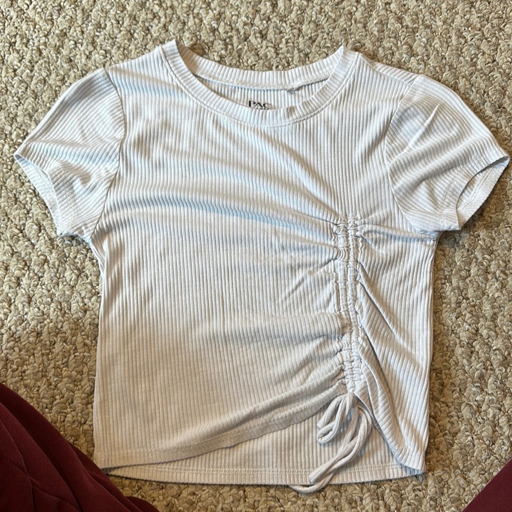 White PacSun baby tee! XS
